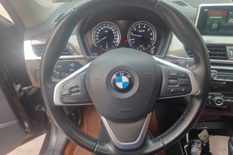Used BMW X1 2019 xDrive20Li Luxury Model Steering Wheel
