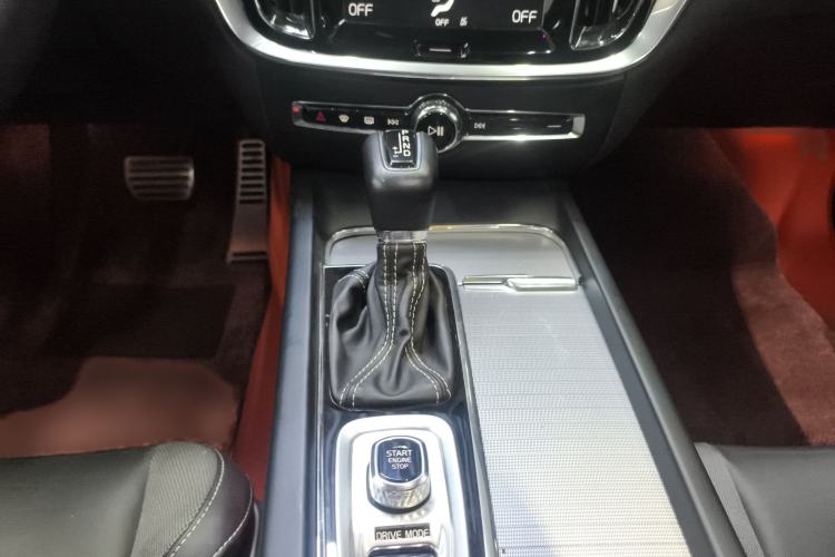 Used Volvo S60 2020 T4 Zhiyuan Sport Edition