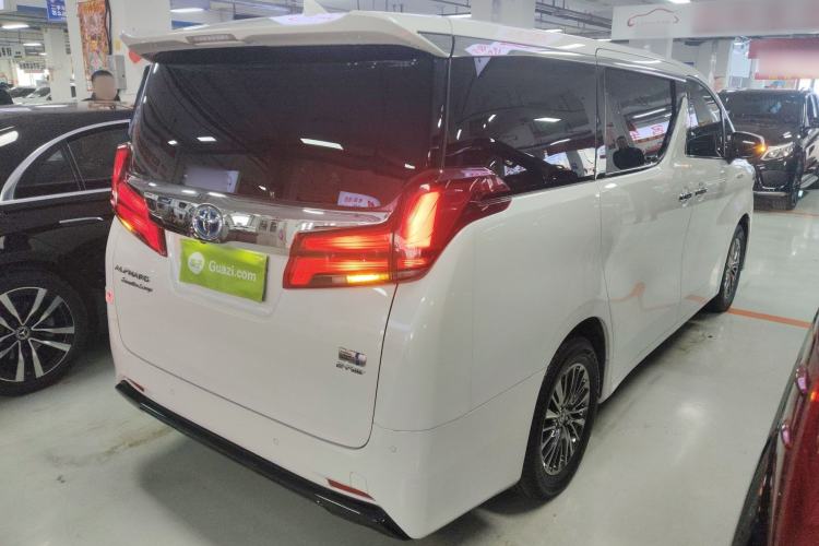 Used Toyota Alphard 2021 Dual-Engine 2.5L Prestige Edition
