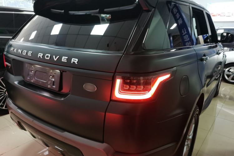 Used Land Rover Range Sport 2020 3.0 L6 SE
