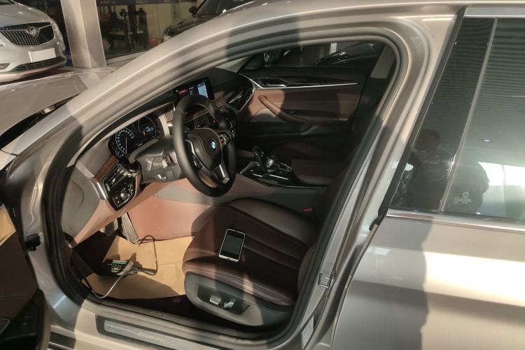 Used BMW 5 Series 2019 525Li Luxury Package