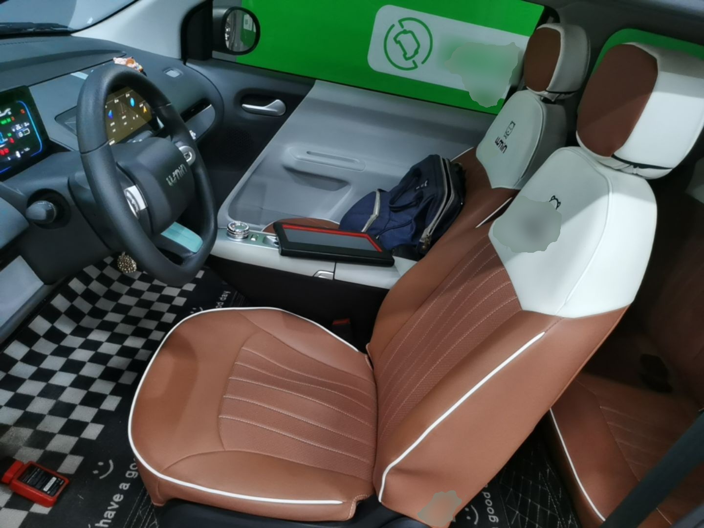 Interior delantero