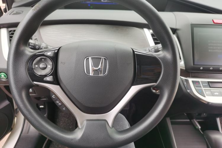 Used Honda Jade 2016 1.8L Automatic Comfort Elite Version 5 Seats