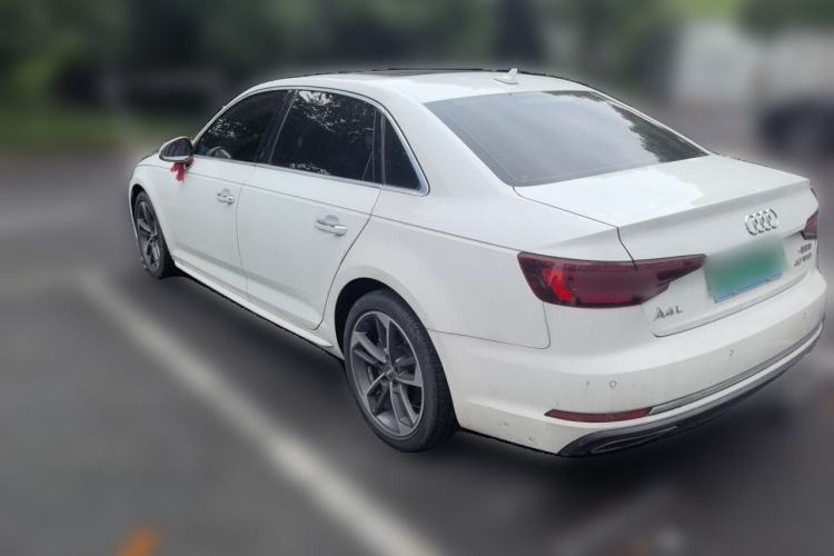 Used Audi A4L 2019 40 TFSI Fashion Version China V