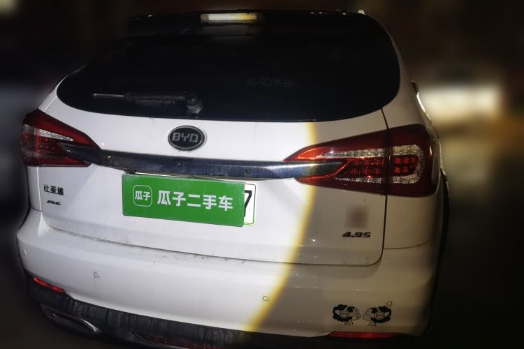 Used BYD Tang New Energy 2015 2.0T Four-Wheel-Drive Flagship Model Rear