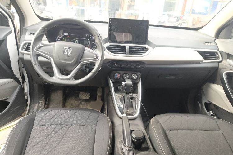 Used Baojun 510 2019 1.5L CVT Enjoyment Model China VI Emission Standard Center Console