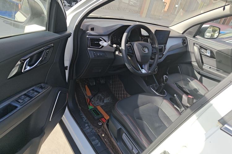 Used FAW Senya R7 2016 1.6L Manual Smart Version
