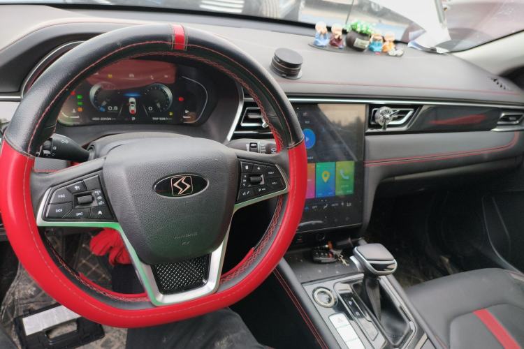 Used SOL A5 2021 1.5T CVT Prestige Smart Connectivity Model Center Console