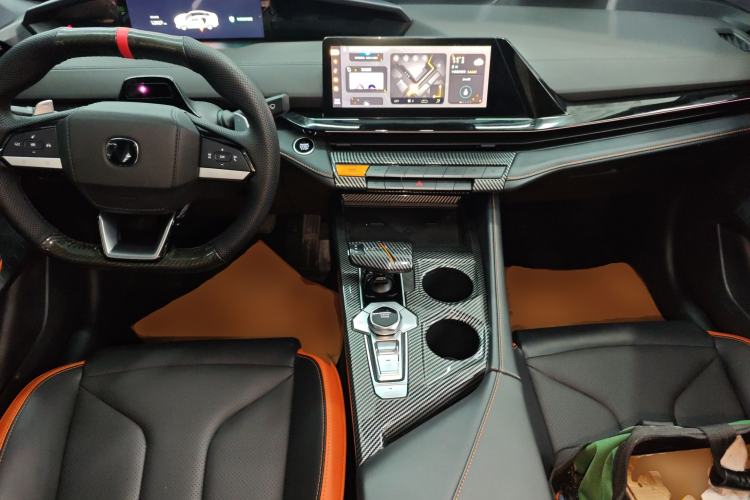 Used CHANGAN UNI-V 2024 1.5T High-Energy Version