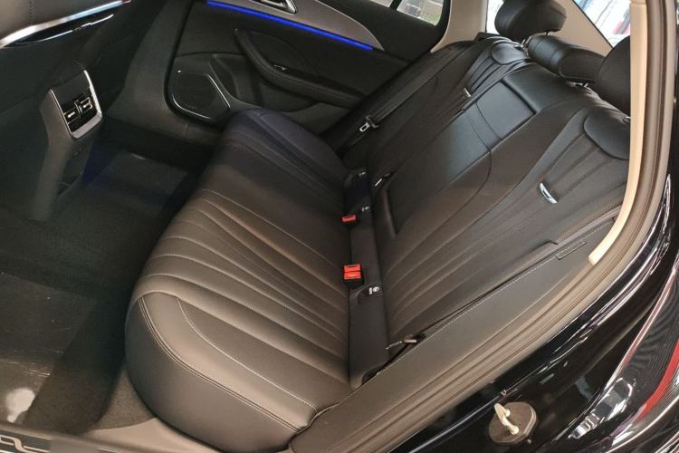 Used Hongqi H5 2024 2.0T Automatic Smart Connect Flagship Edition
