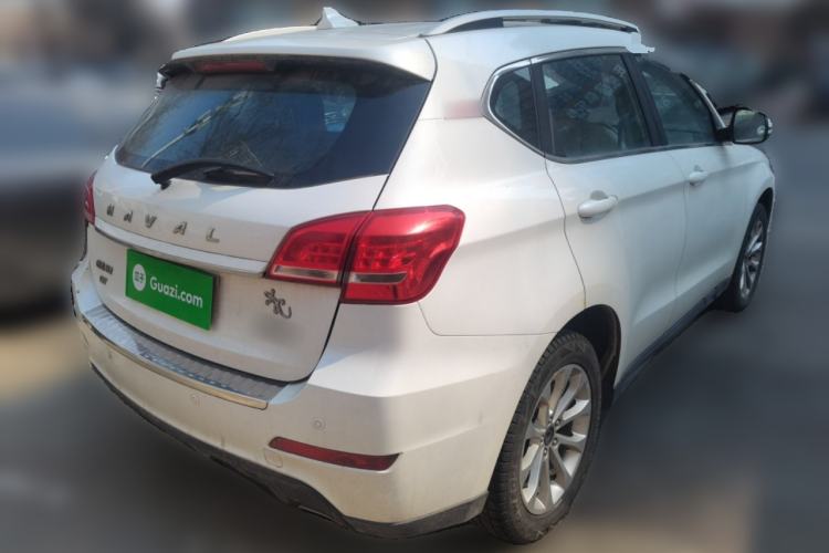 Used Haval H2 2017 Red-Label 1.5T Manual Two-Wheel Drive Luxury Model
