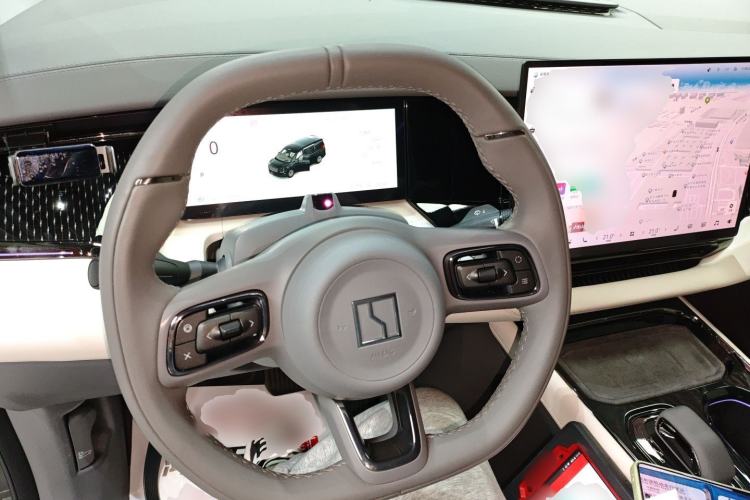 Used Zeekr 009 2024 Six-Seat Executive Version 4WD 108 kWh