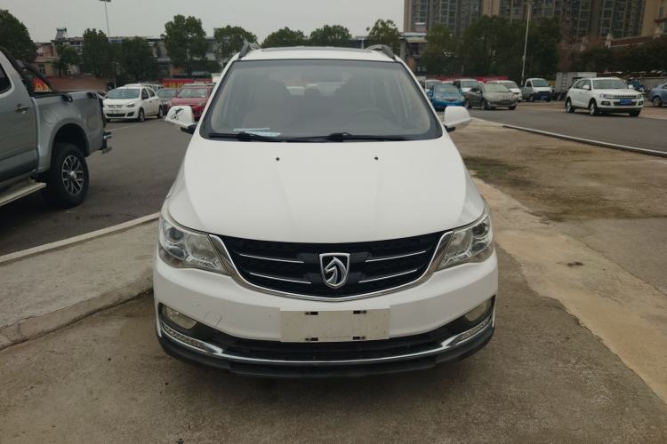 Used Baojun 730 2016 1.5T Manual Luxury Edition 7 Seats
