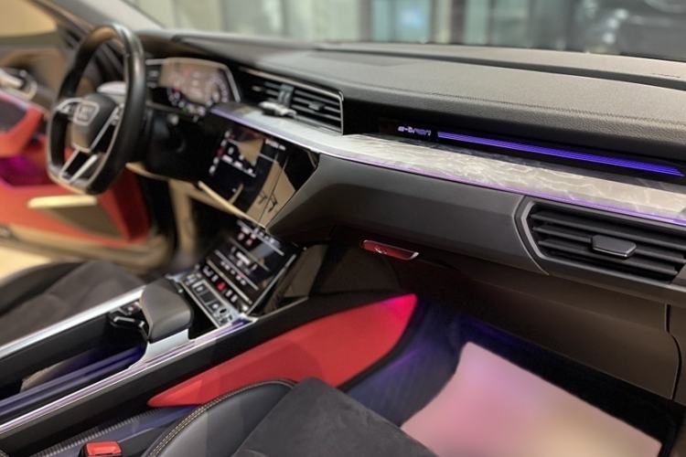 Used Audi e-tron 2021 50 quattro Prestige Edition
