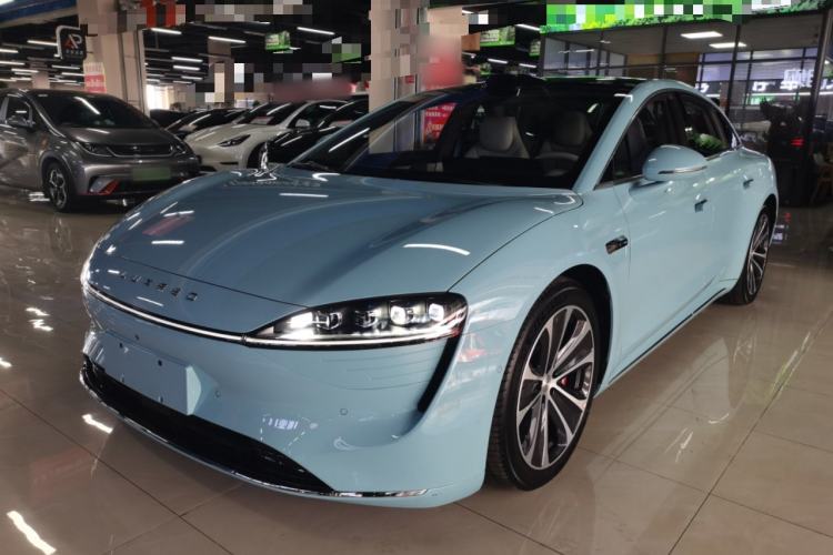 Used Hima Luxeed S7 2025 785 km Ultra