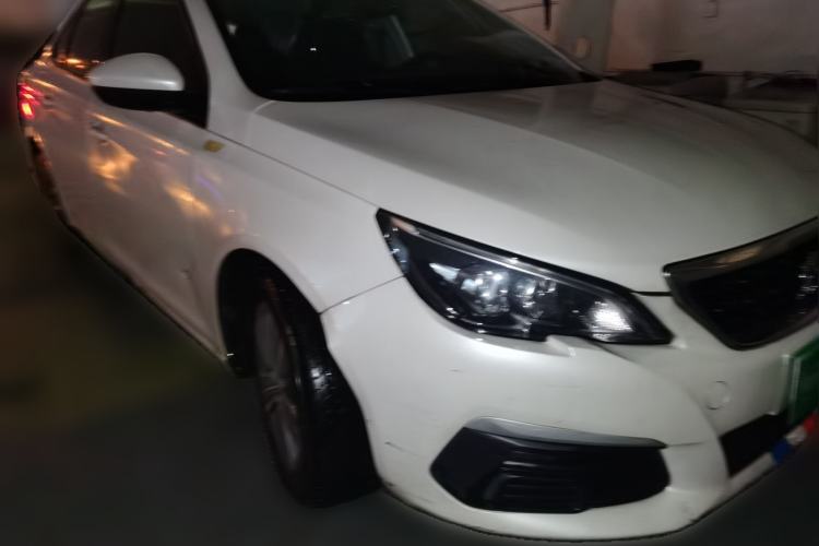 Used Peugeot 308 2016 1.6L Manual Fashion Edition