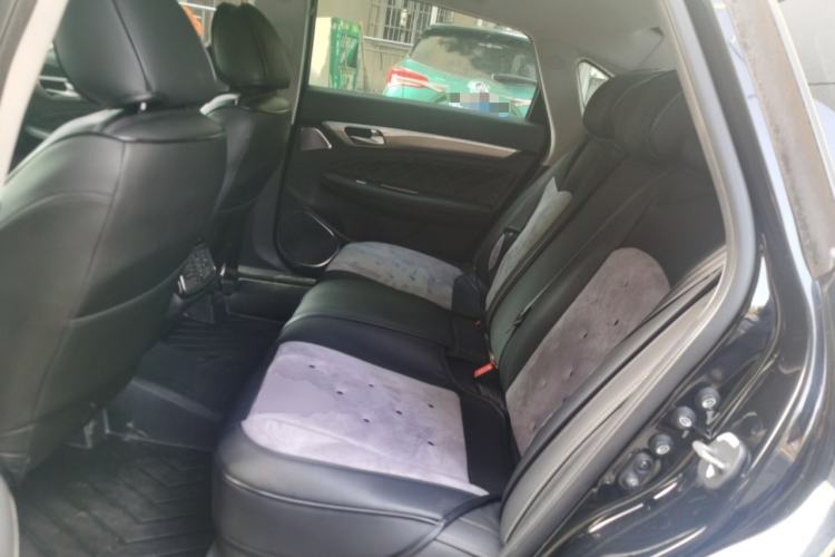 Used GAC Trumpchi GA8 2017 280T Deluxe Edition Left Rear Seat