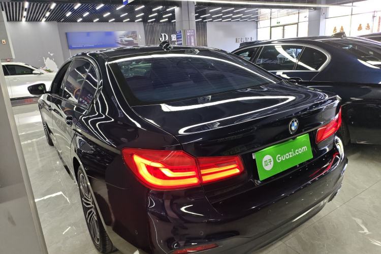 Used BMW 5 Series 2019 530Li Leading Model M Sport Package