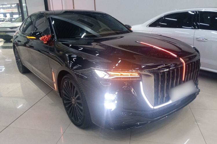 Used Hongqi H9 2025 Model Facelifted 2.0T Two-Wheel Drive Flag-Style Private Enjoyment Fashion Edition, 5 Seats