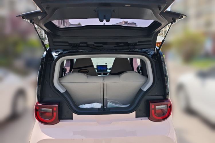 Used Chery QQ Ice Cream 2023 120km Ice Cream-Type Lithium Iron Phosphate Trunk