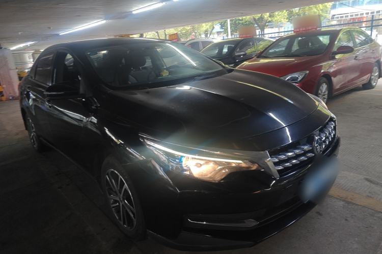 Used Venucia D60 2018 1.6L CVT Smart Connect Elite Edition