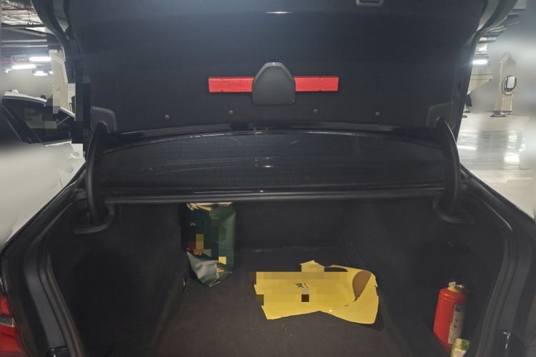 Used BMW 7 Series 2017 730Li Leading Model Trunk