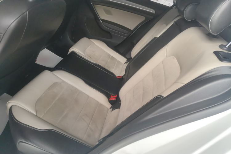 Used Volkswagen Golf 2017 230TSI Automatic Luxury Million-Vehicle Commemorative Edition