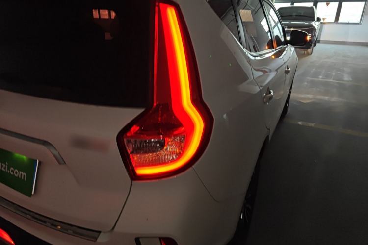 Used Geely Auto Vision X6 2016 1.8L Manual Luxury Model