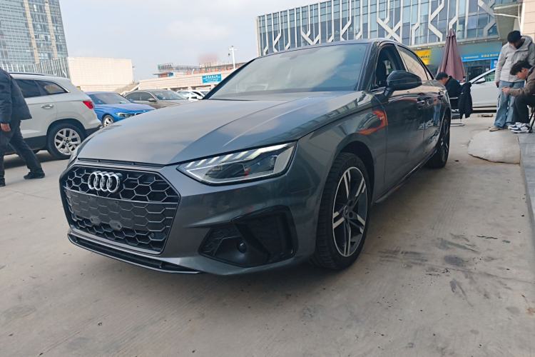 Used Audi A4L 2022 40 TFSI Luxury Dynamic Model