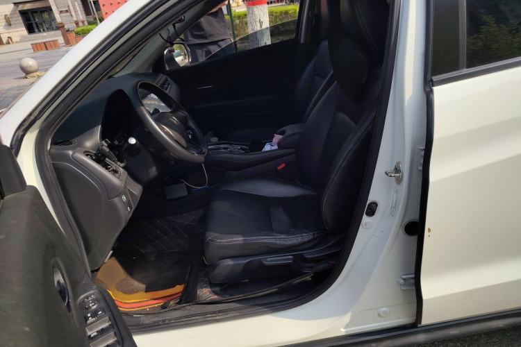 Used Honda Vezel 2017 1.5L CVT 2WD Comfort Model Left Front Seat