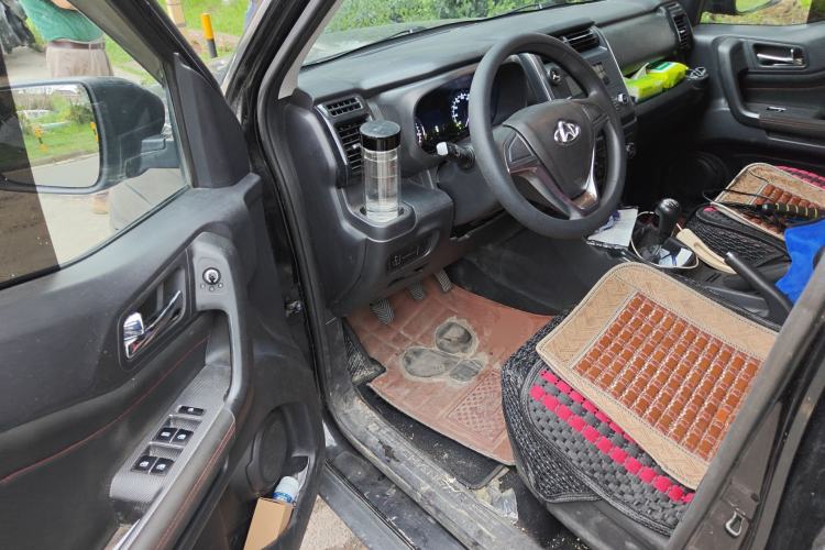 Used CHANGAN OSHAN X70A 2019 1.5L Manual Comfort Model China VI Standard Driver Seat