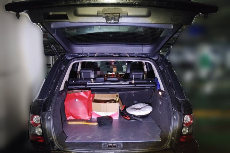 Used Land Rover Range Sport 2013 3.0 TDV6 Diesel Edition Trunk