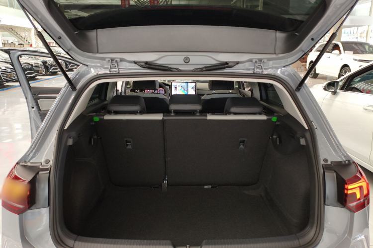 Used Volkswagen Golf 2025 Facelifted 300TSI Pro