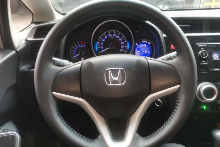 Used Honda Fit 2014 1.5L SE CVT Fashion Model Steering Wheel