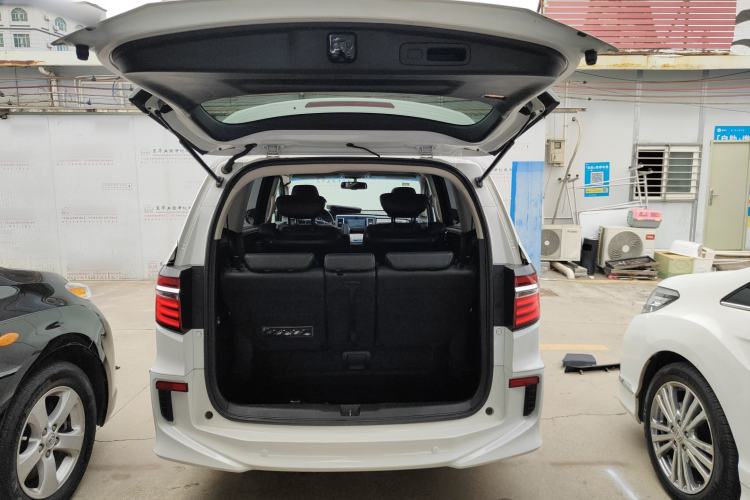 Used Honda Elysion 2016 2.4L Luxury Edition Trunk