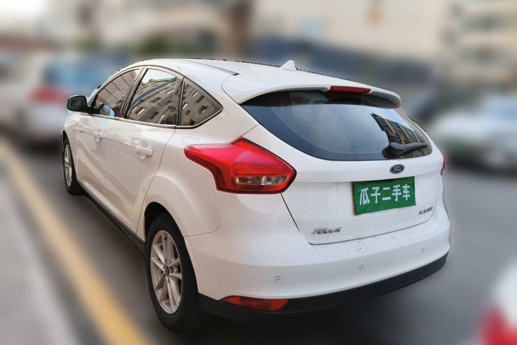 Used Ford Focus 2018 Hatchback Classic 1.6L Automatic Trendy SmartDrive Edition Rear Left 45 Deg