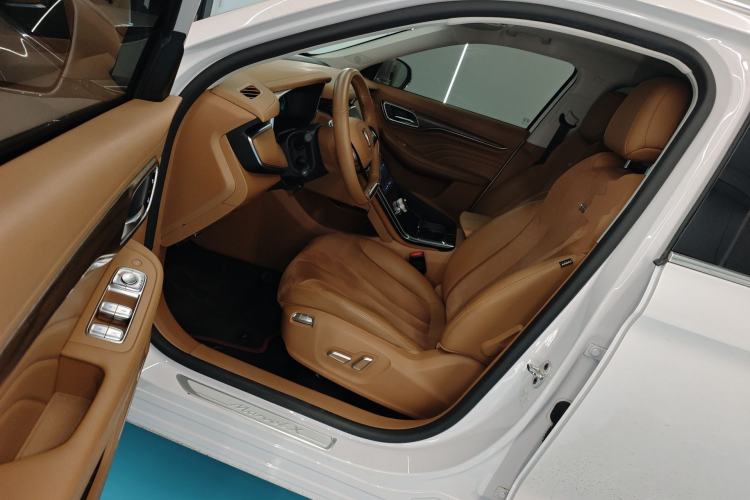 Used Roewe MARVEL X 2018 Rear-Drive Model Left Front Seat