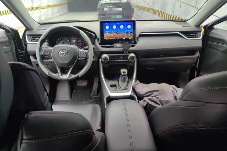 Used Toyota Wildlander 2022 2.0L CVT Two-Wheel Drive Luxury Edition