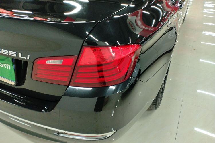 Used BMW 5 Series 2017 525Li Luxury Design Package
