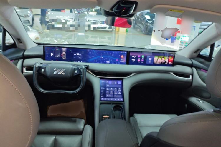 Used IM LS6 2023 Max Standard Edition Center Console