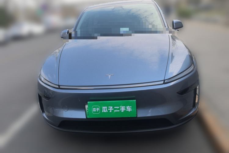 Used Tesla Model Y 2025 Rear-Wheel-Drive Version