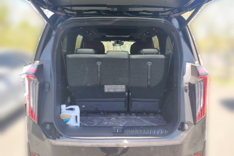 Used GAC Trumpchi M8 2023 Zongshi Series Dual-Motor YuZun Edition Trunk