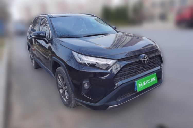 Used Toyota RAV4 2023 2.0L CVT Two-Wheel Drive Fashion Plus Edition
