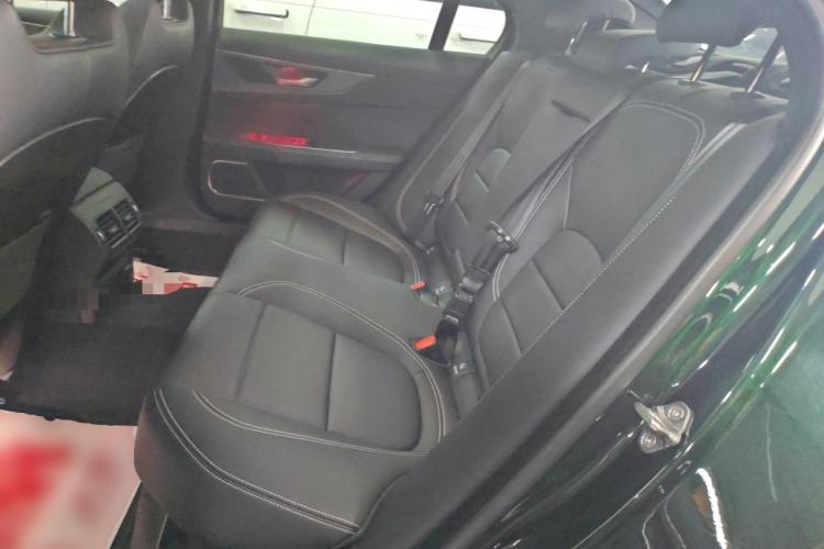 Used Jaguar XEL 2023 2.0T 250 PS R-DYNAMIC S Advanced Sport Edition Left Rear Seat