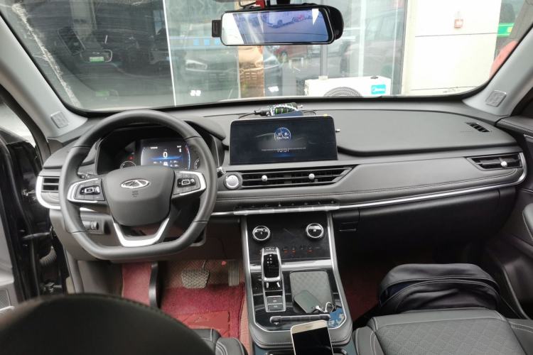 Used Chery Tiggo 8 2022 1.5 TCI Automatic Exclusive Edition 5 Seats Center Console