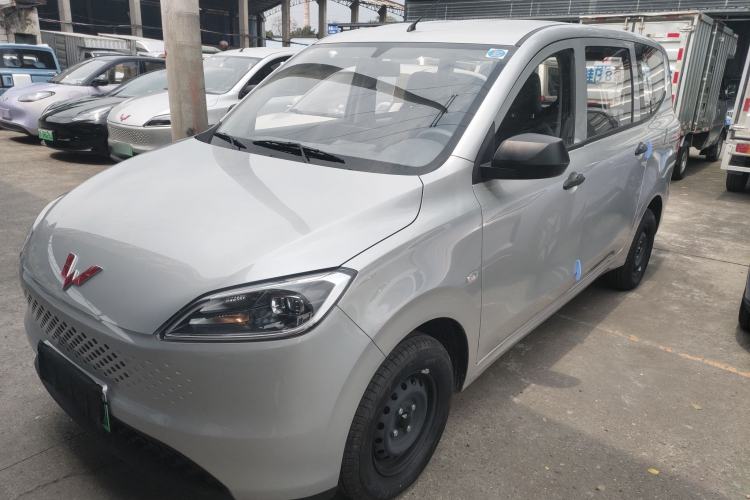 Used Wuling Hongguang New Energy 2025 Extended-Range Hybrid 50 km Standard Version