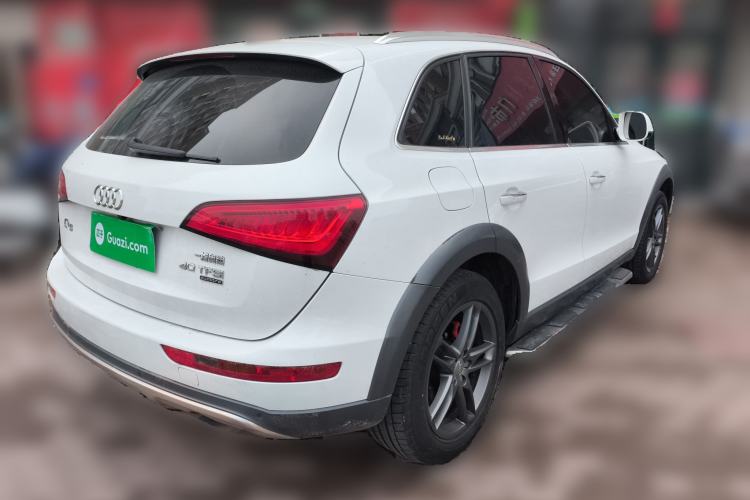 Used Audi Q5 2018 Collector's Edition 40 TFSI Technology Model