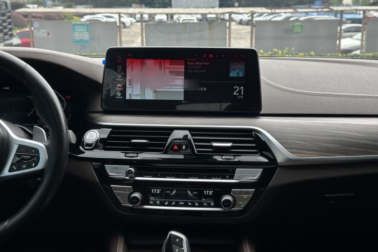 Used BMW 5 Series 2022 Second Facelift 530Li Luxury Version M Sport Package