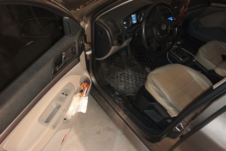 Used Skoda Octavia 2012 1.6L Automatic Yijie Edition
