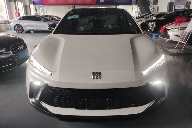 Used Buick E4 2023 Deluxe Edition